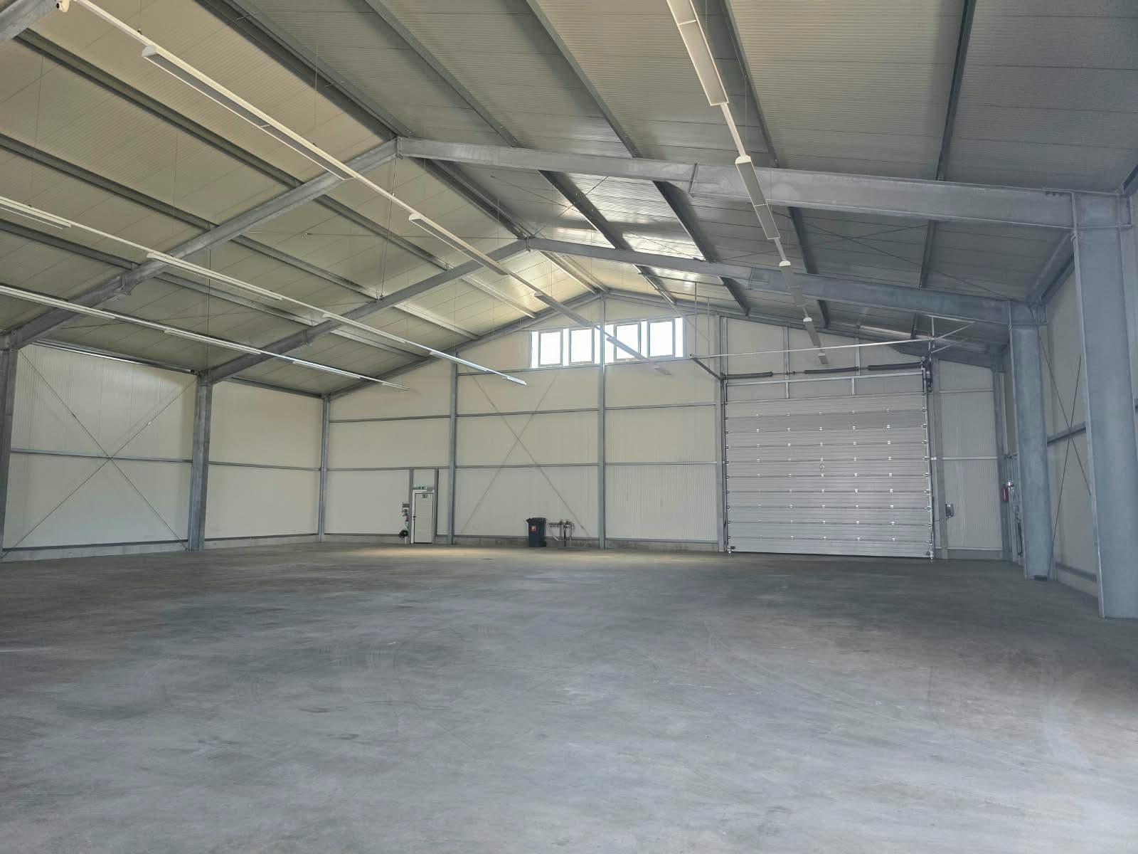 Hallenstellplatz für Wohnmobil, Wohnwagen, Boot in Griesheim – Foto 2