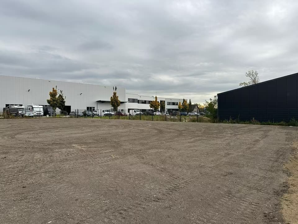 Stellplatz für Wohnmobil, Wohnwagen, PKW, Anhänger, Boot, Trailer in Coswig – Foto 2
