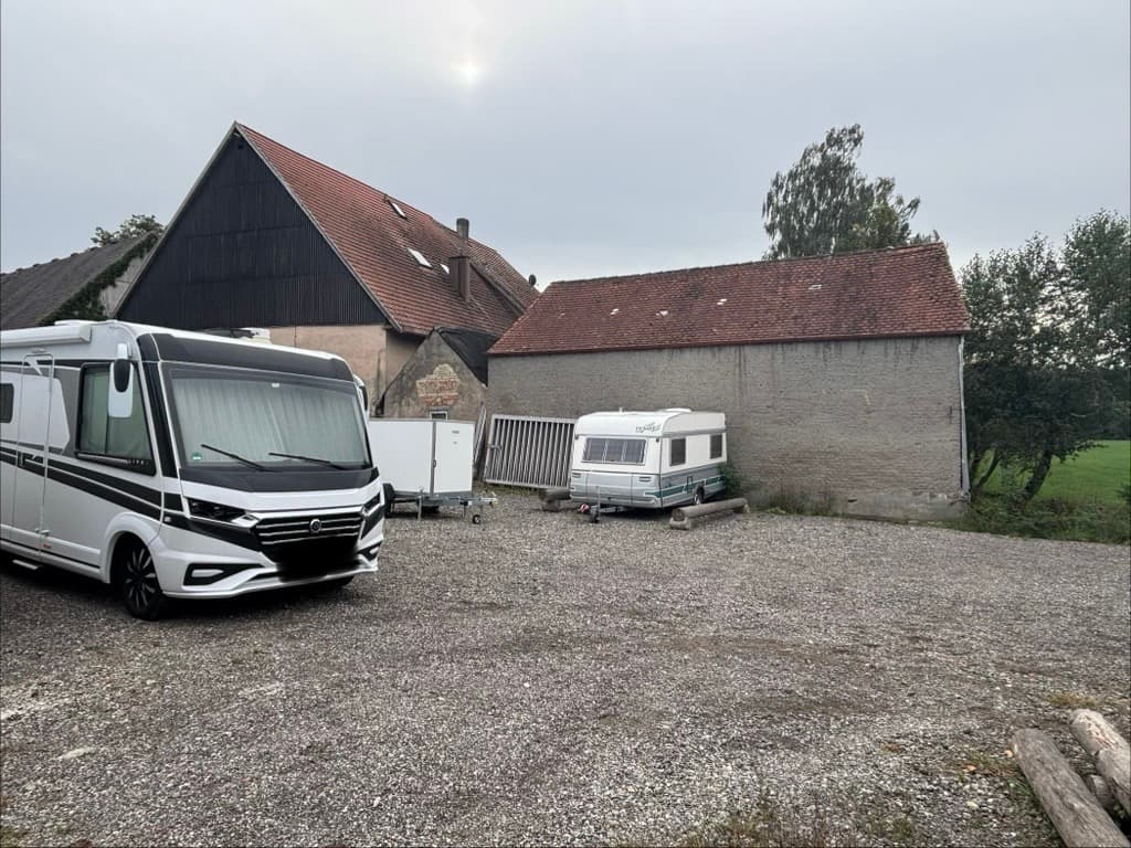Wohnmobil/Wohnwagen Stellplatz Pfullendorf Profi-Waschservice! in Pfullendorf – geeignet für Wohnwagen, Reisemobil,…